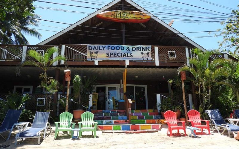 west-end-roatan-gingers-restaurant-1024x768